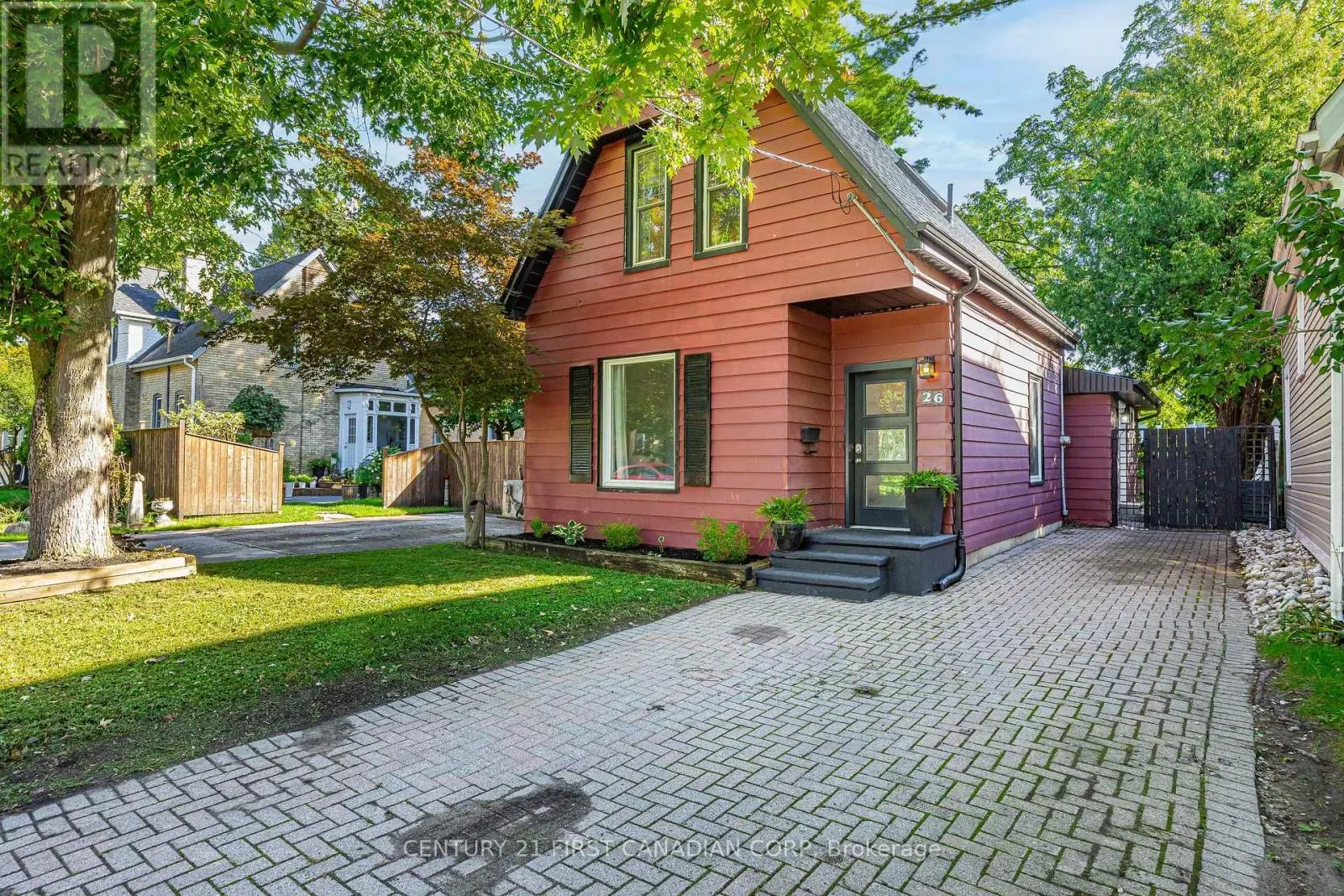 26 THORNTON AVENUE