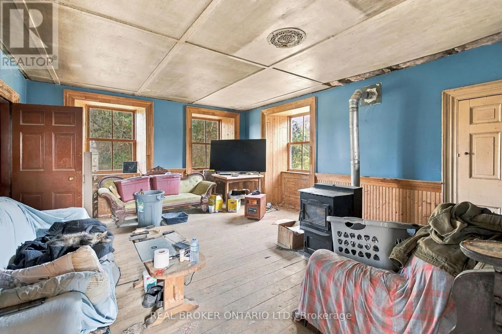 540 TOWNLINE ROAD