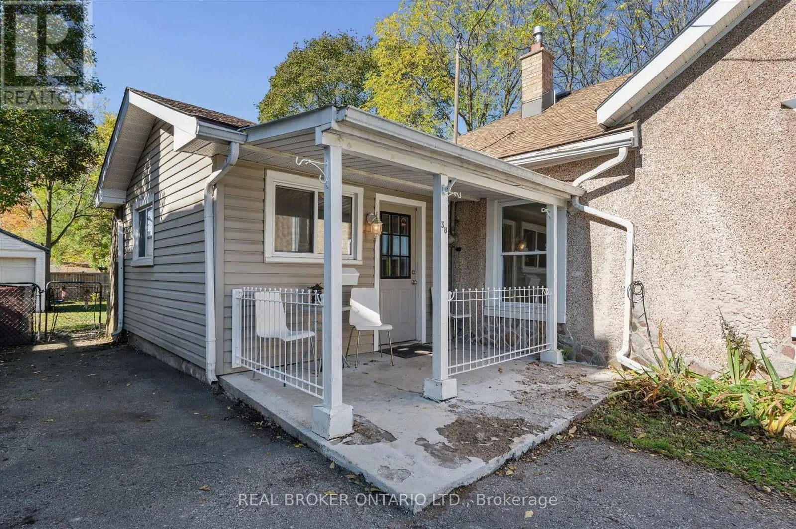 38 GLENMORRIS STREET