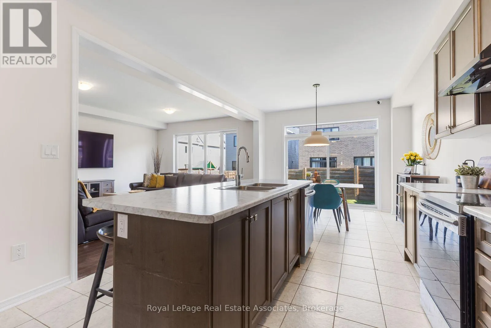 40 SUMAC DRIVE