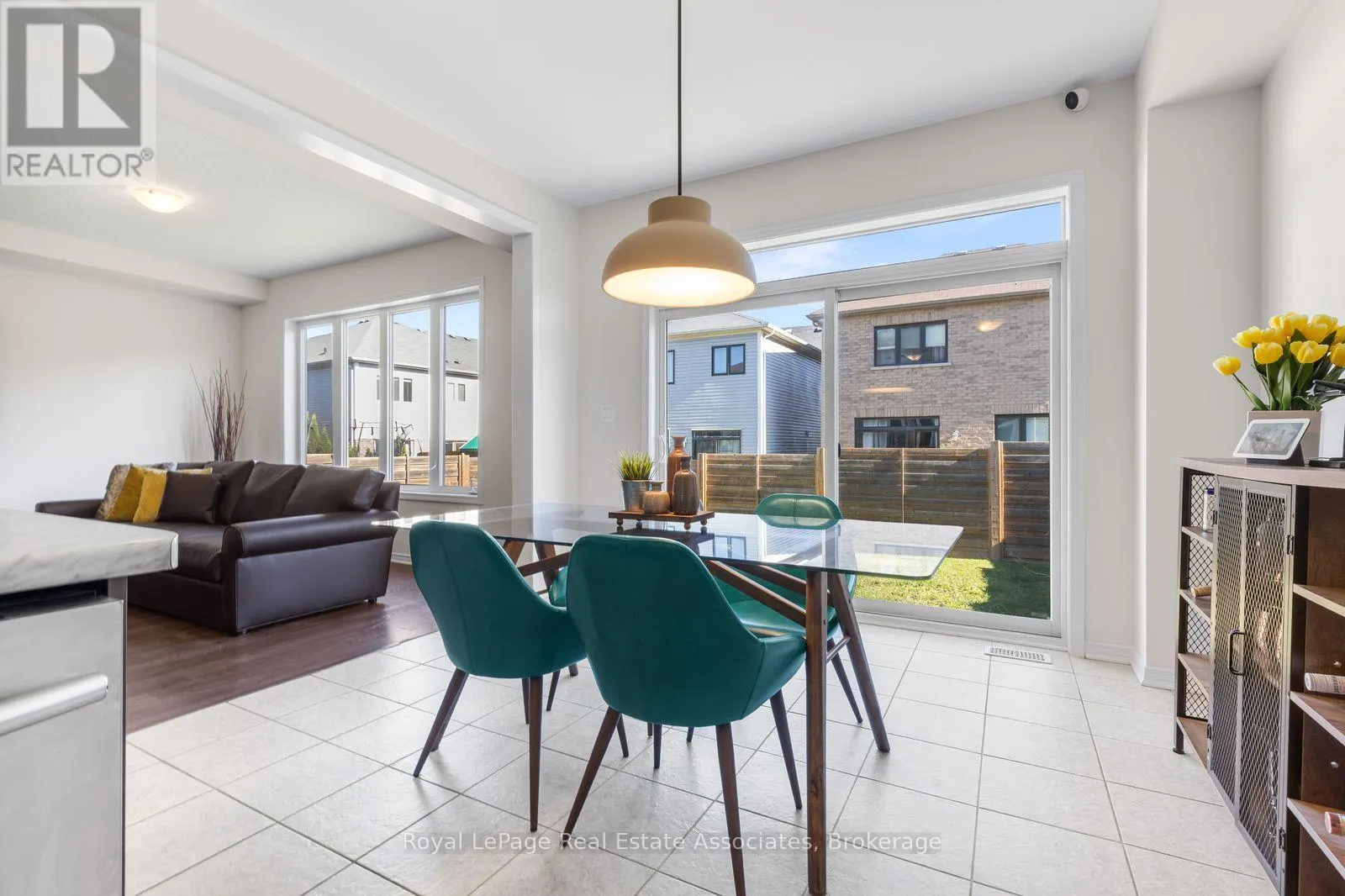 40 SUMAC DRIVE
