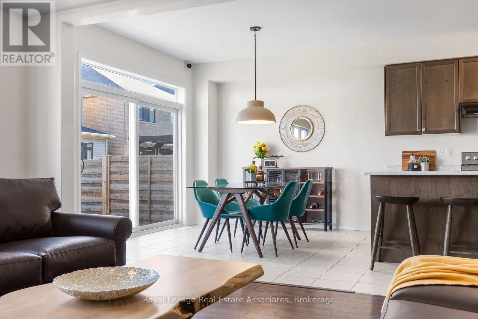 40 SUMAC DRIVE