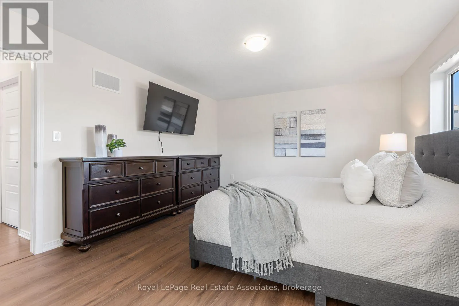 40 SUMAC DRIVE