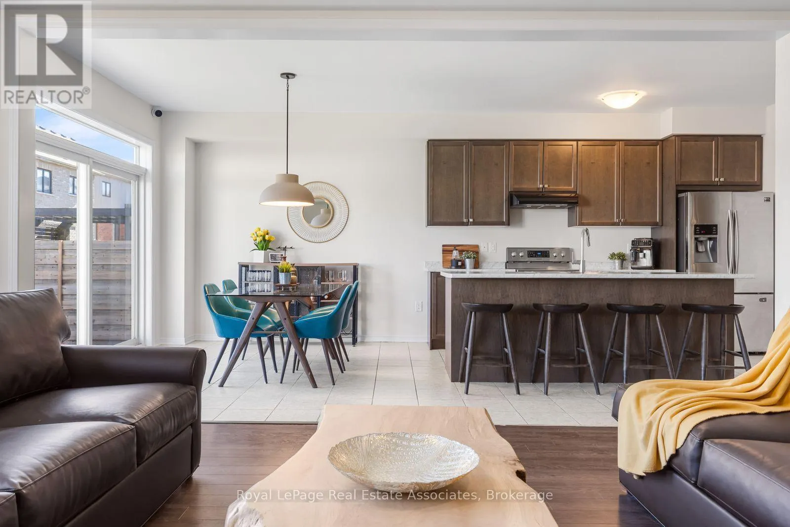 40 SUMAC DRIVE