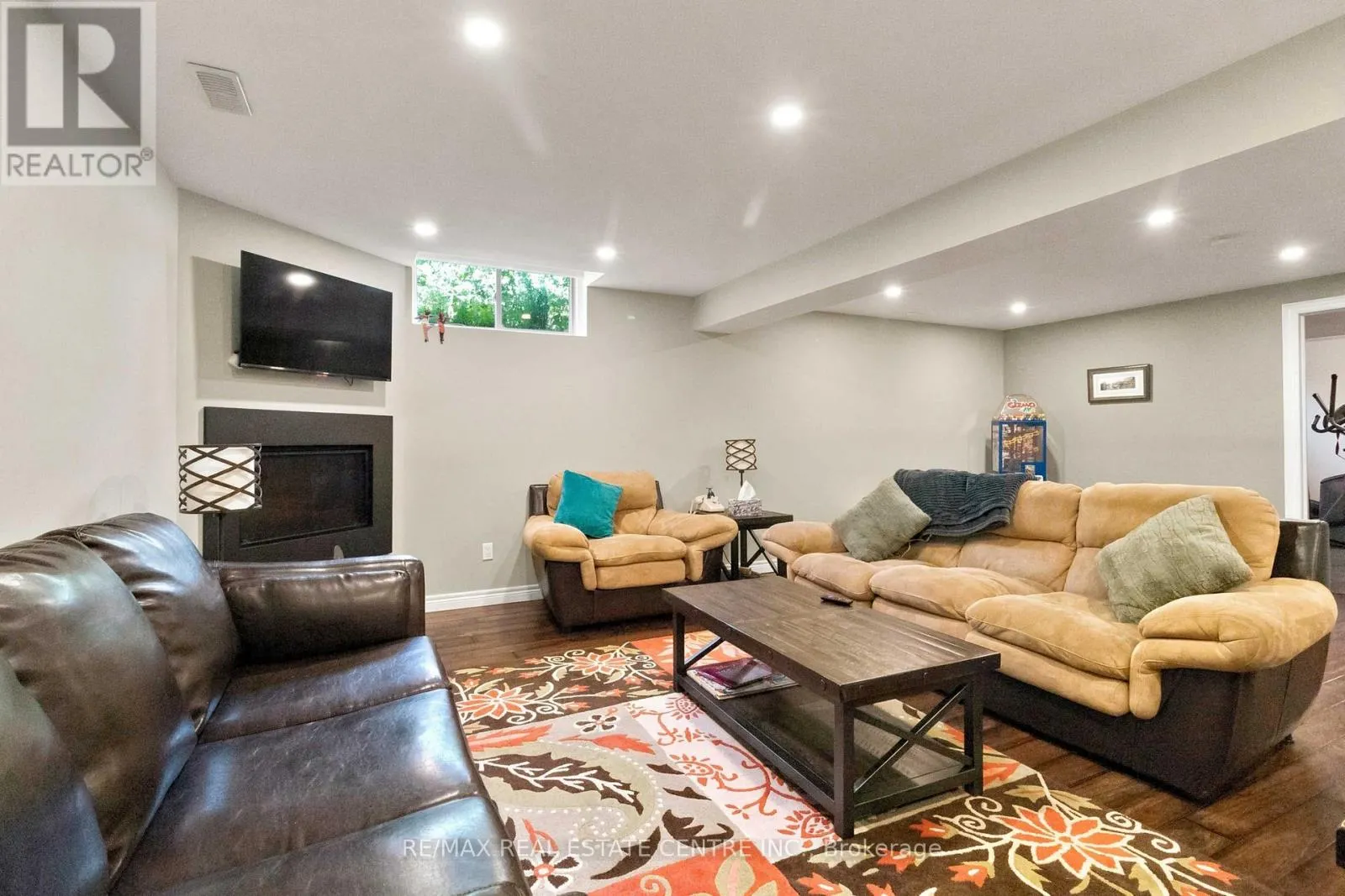 99 MAGNOLIA DRIVE