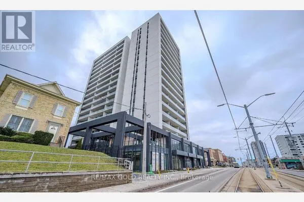 1302 - 741 KING STREET