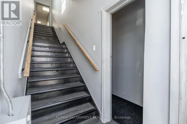 290 QUEENSTON ROAD