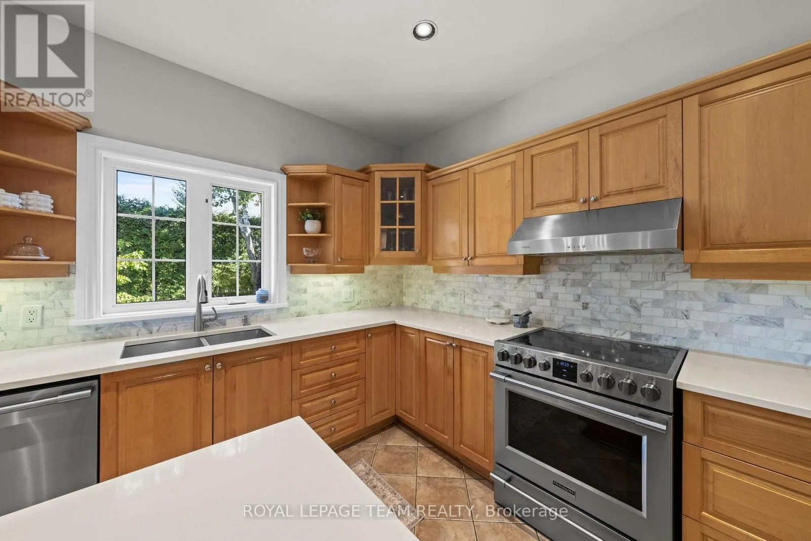 136 SHAUGHNESSY CRESCENT