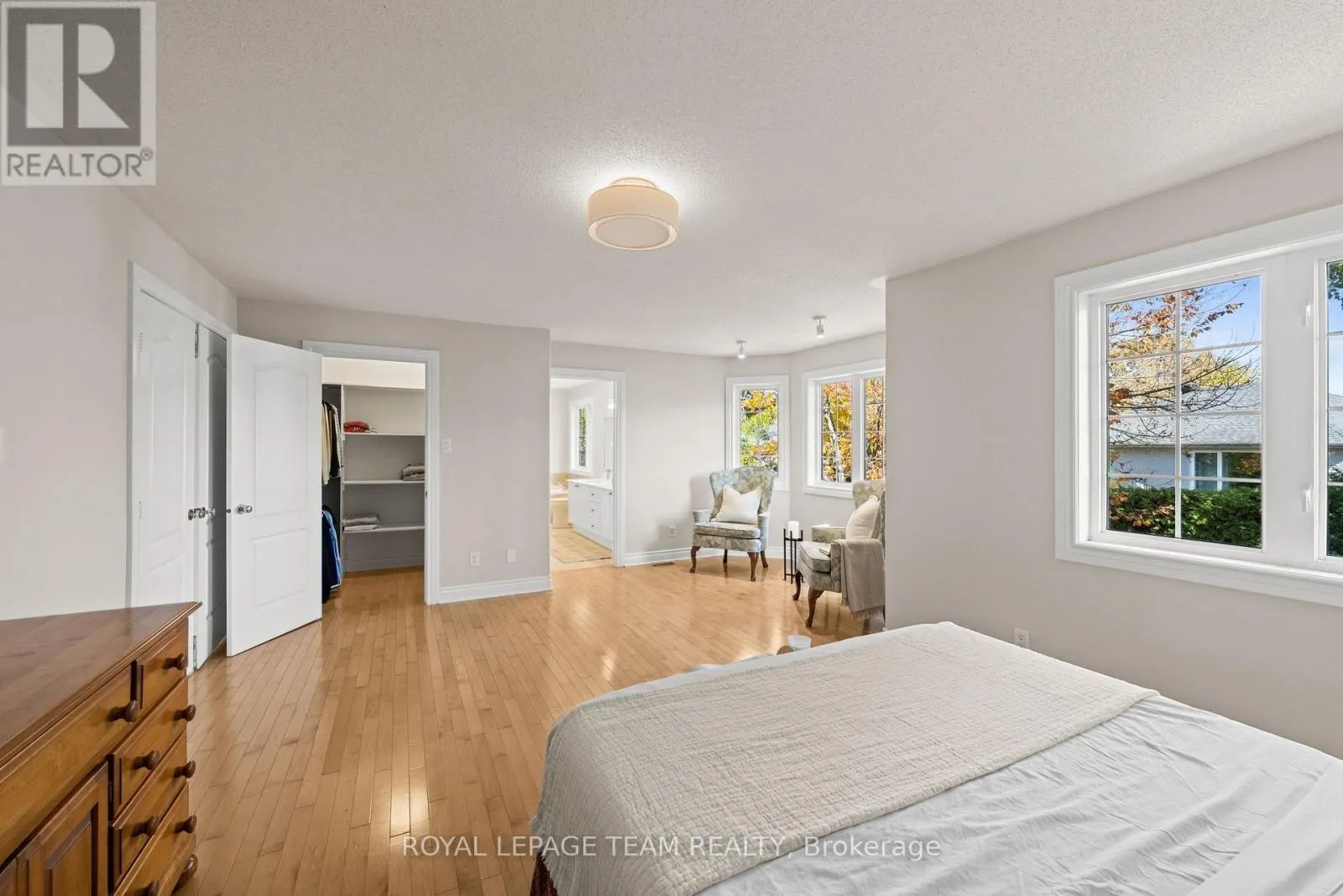 136 SHAUGHNESSY CRESCENT