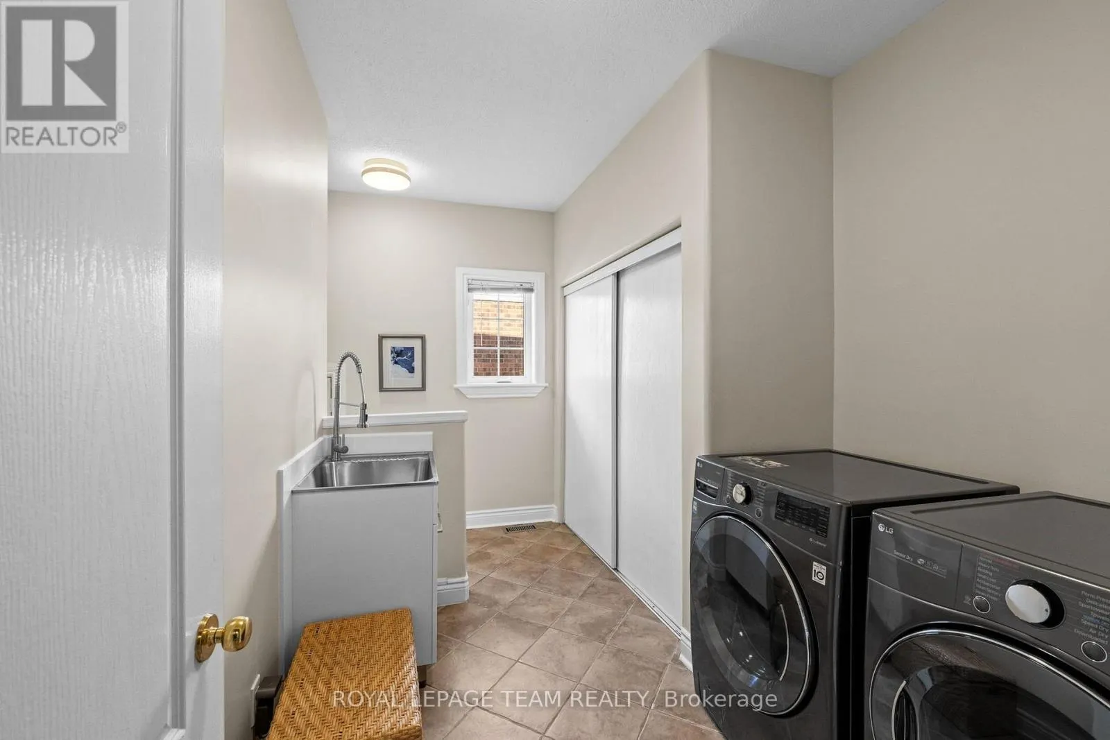 136 SHAUGHNESSY CRESCENT