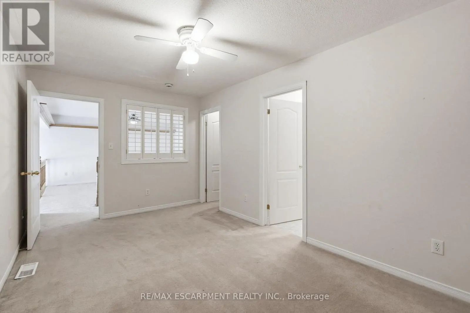 41 - 212 STONEHENGE DRIVE