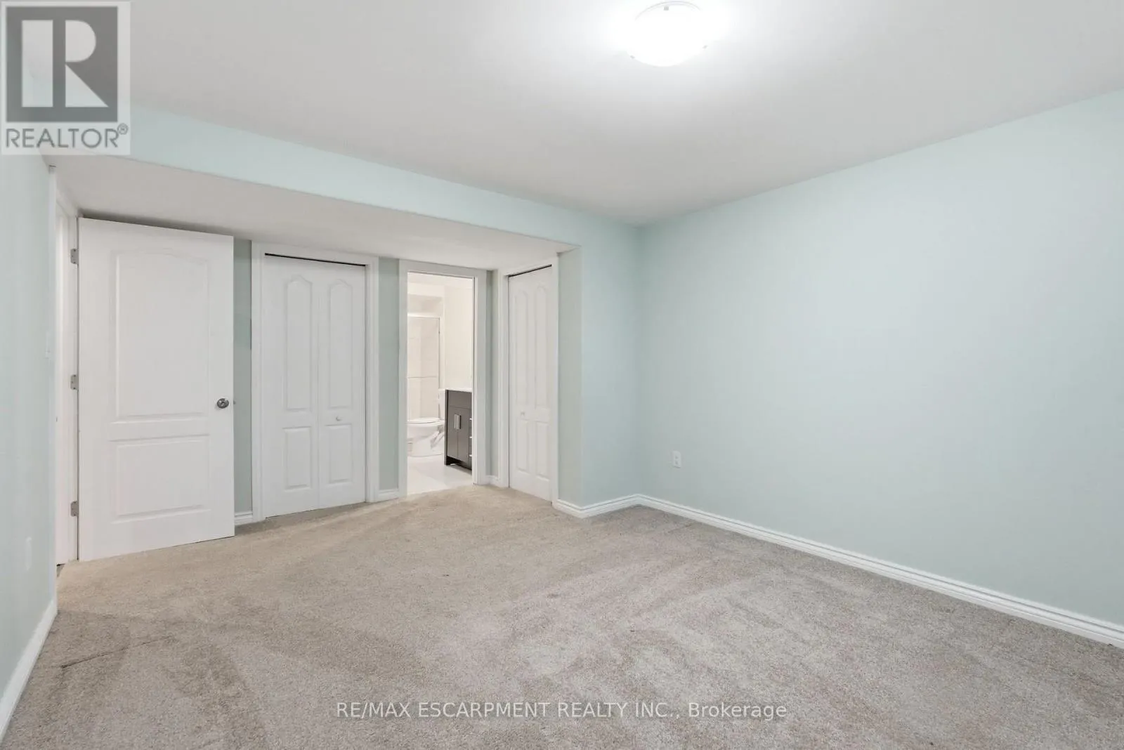 41 - 212 STONEHENGE DRIVE