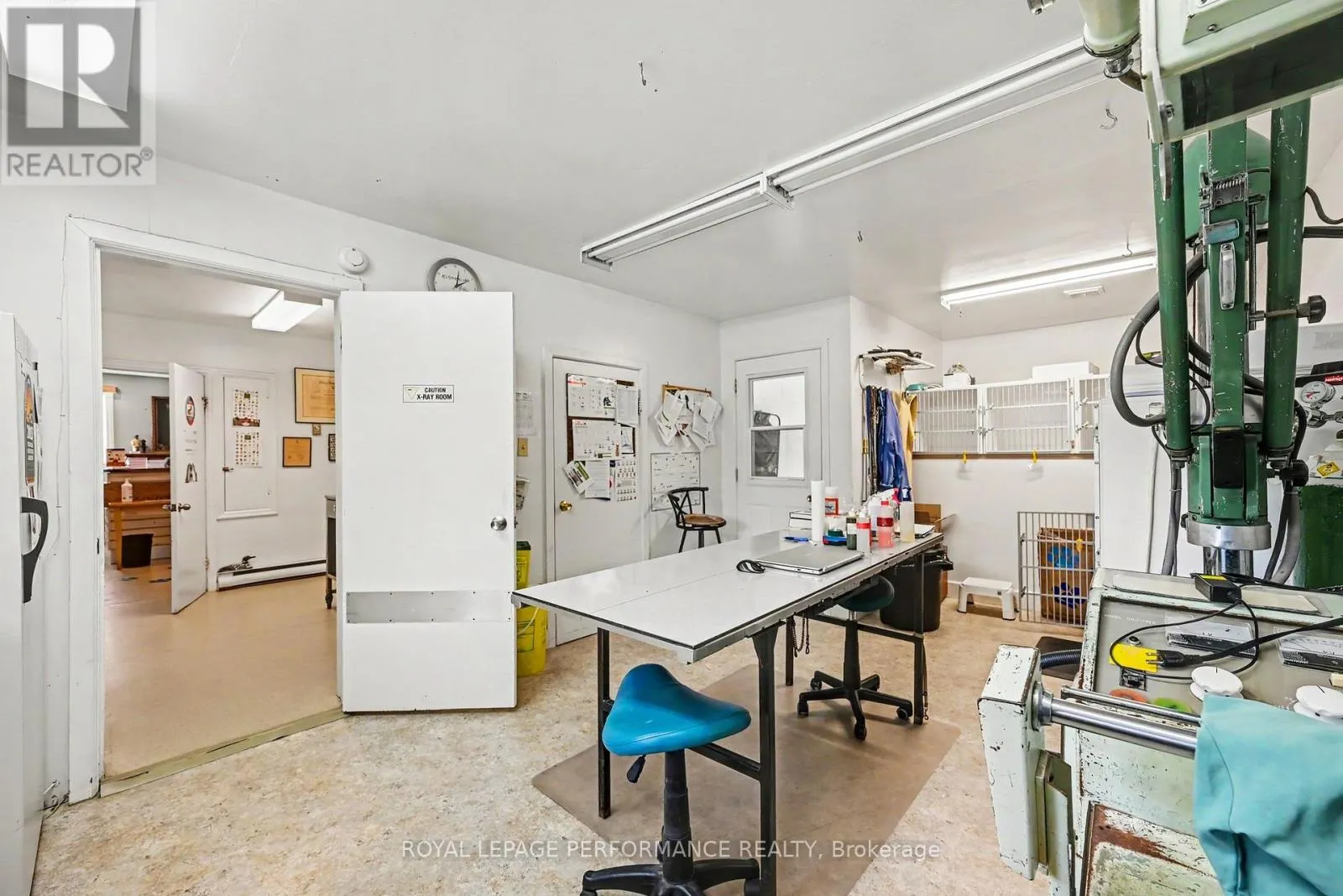 3212 MAIN STREET
