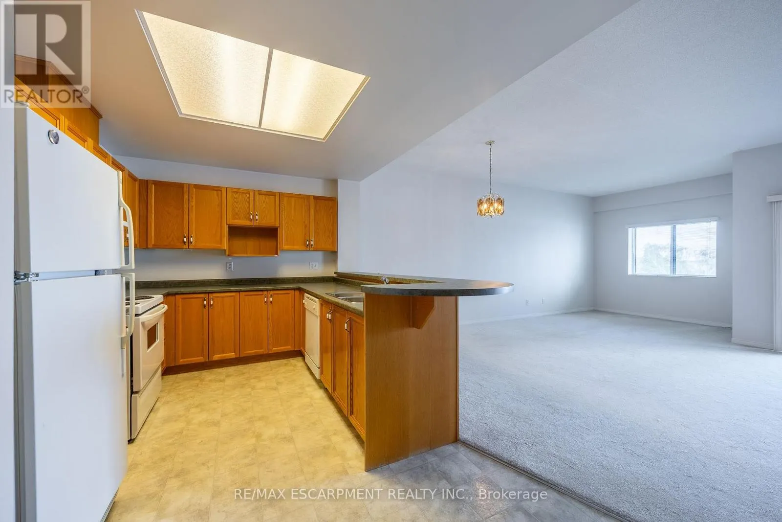 309 - 210 MAIN STREET E