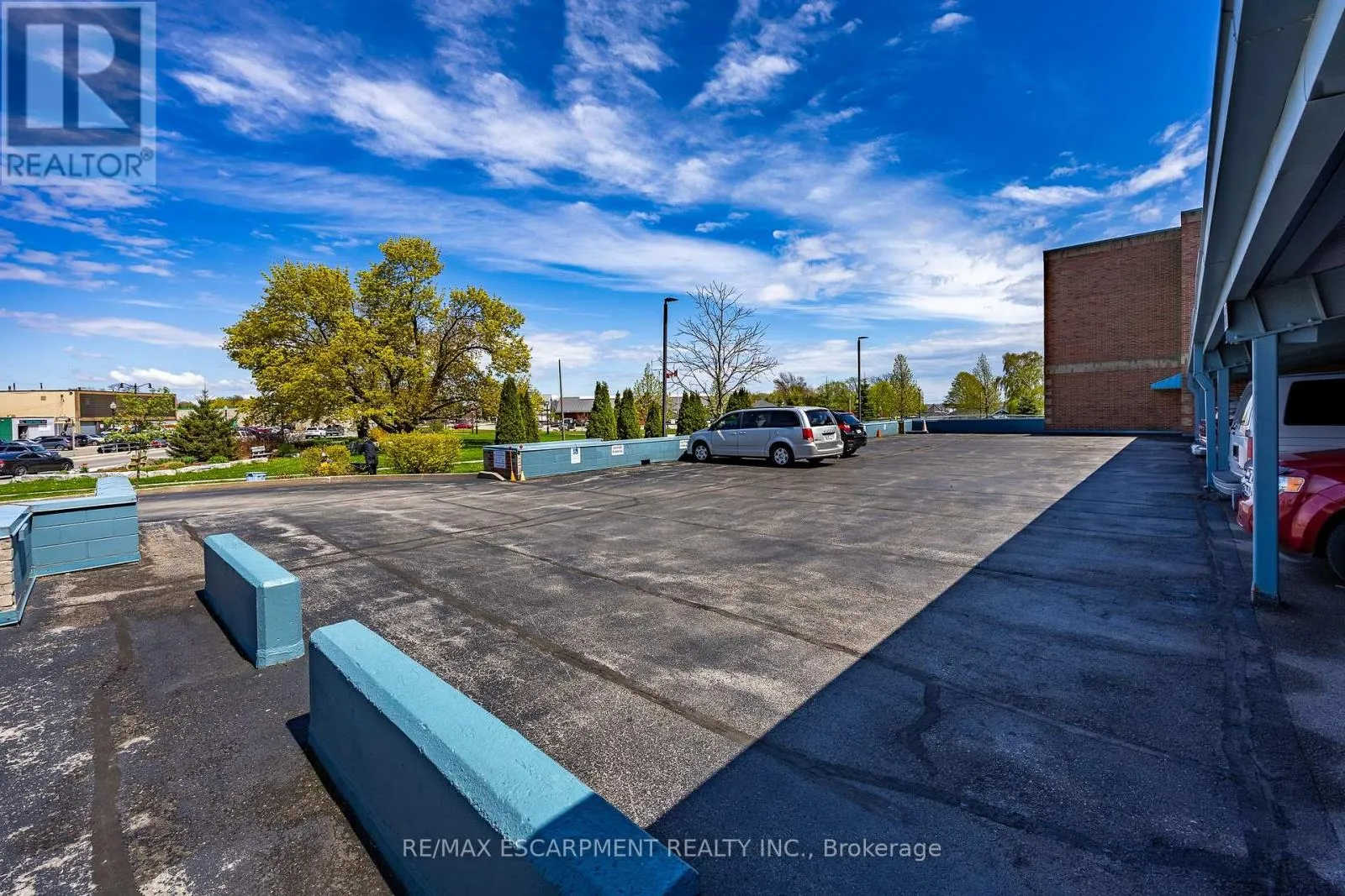 309 - 210 MAIN STREET E