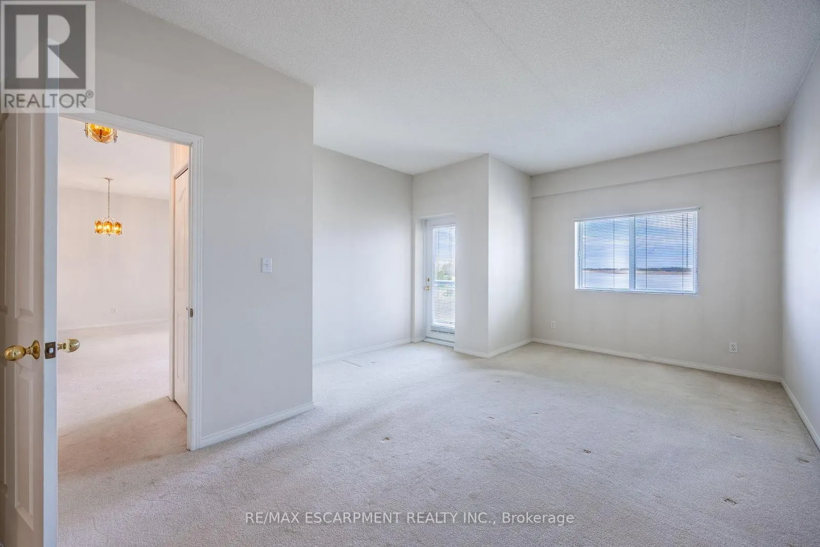 309 - 210 MAIN STREET E