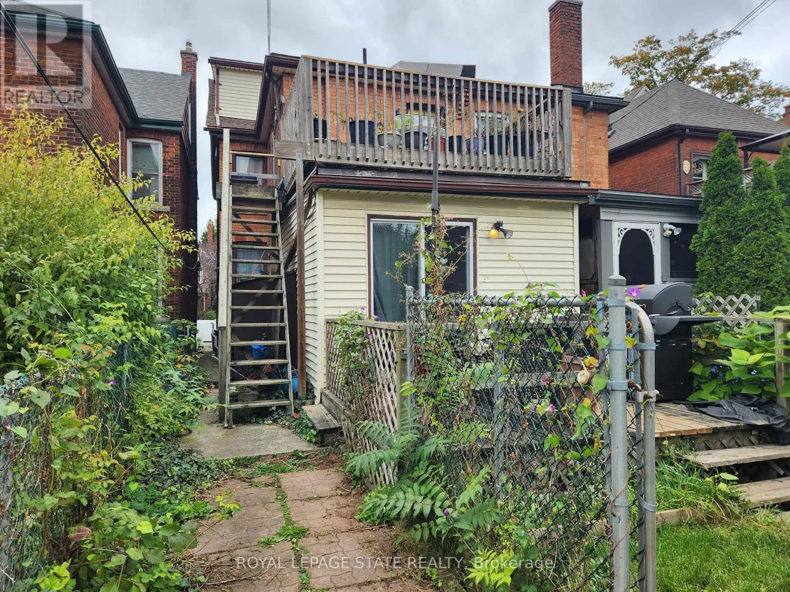 25 GLADSTONE AVENUE