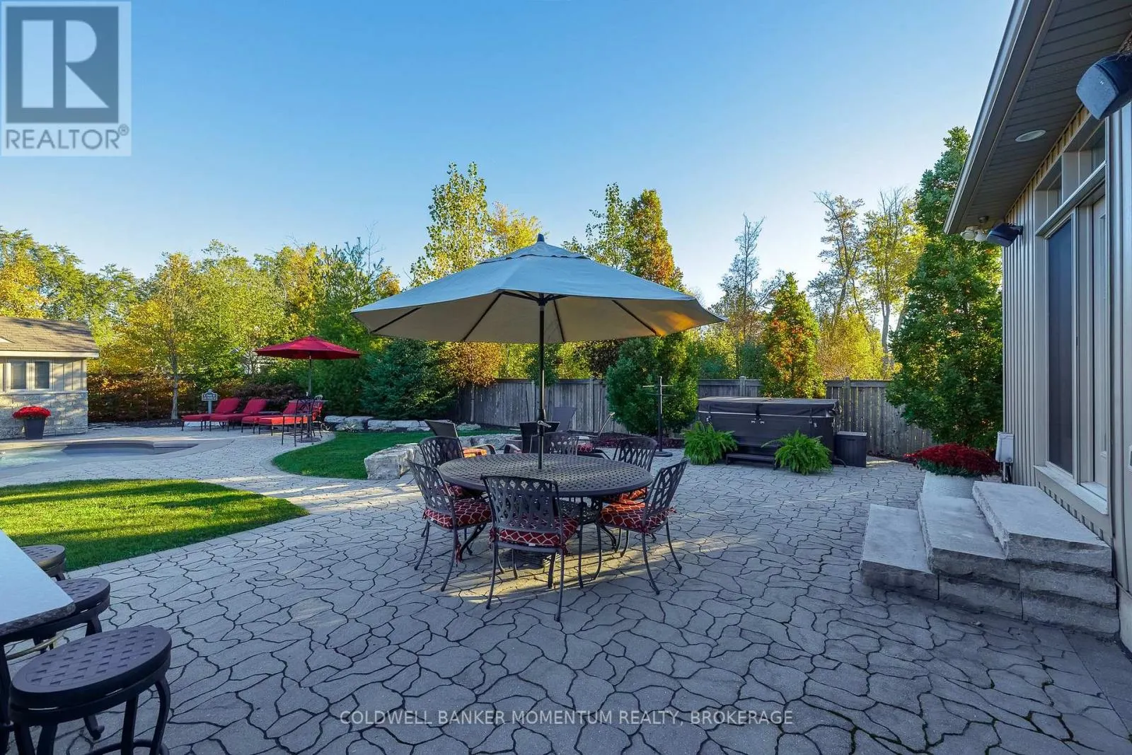 3198 THUNDER BAY ROAD