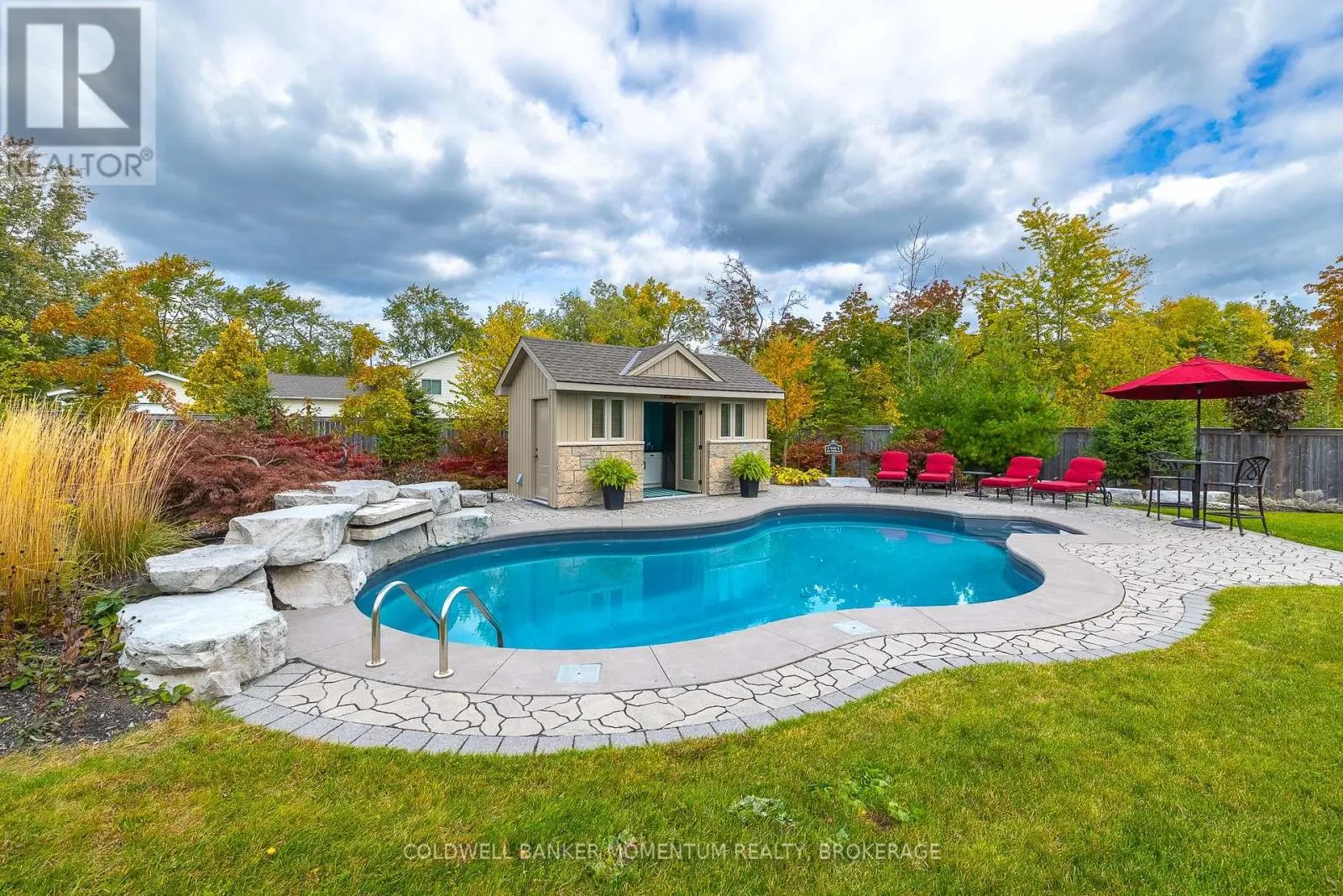 3198 THUNDER BAY ROAD