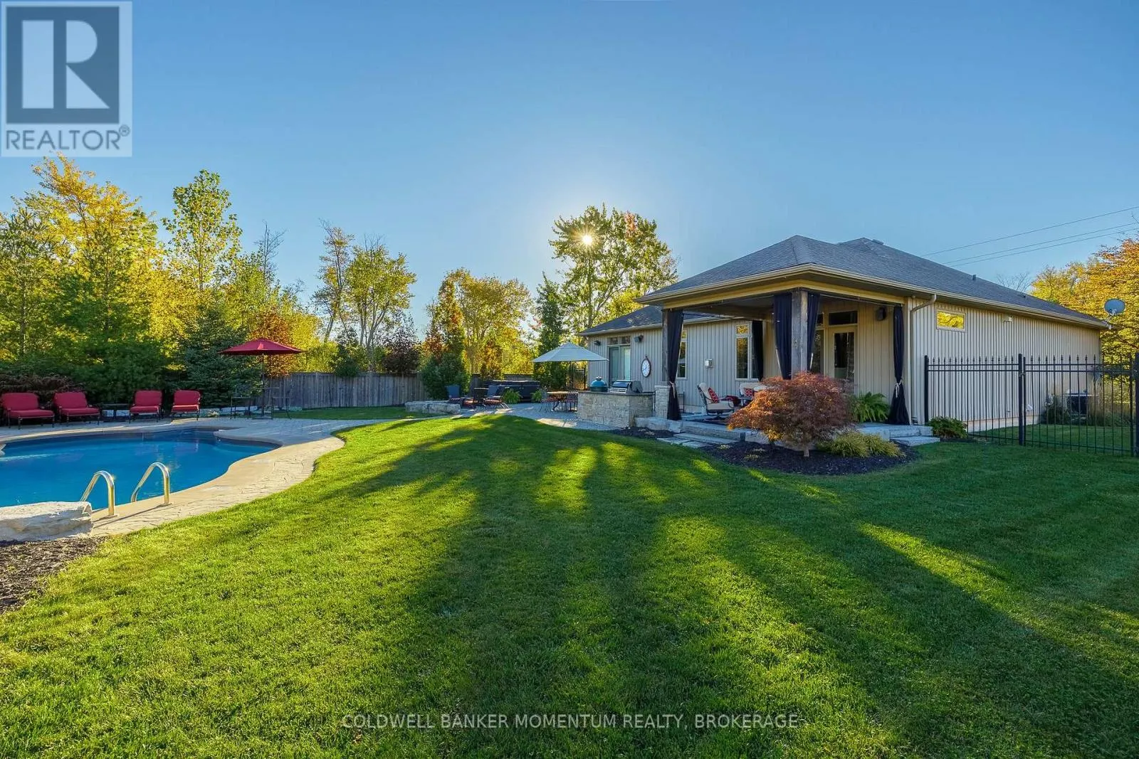 3198 THUNDER BAY ROAD