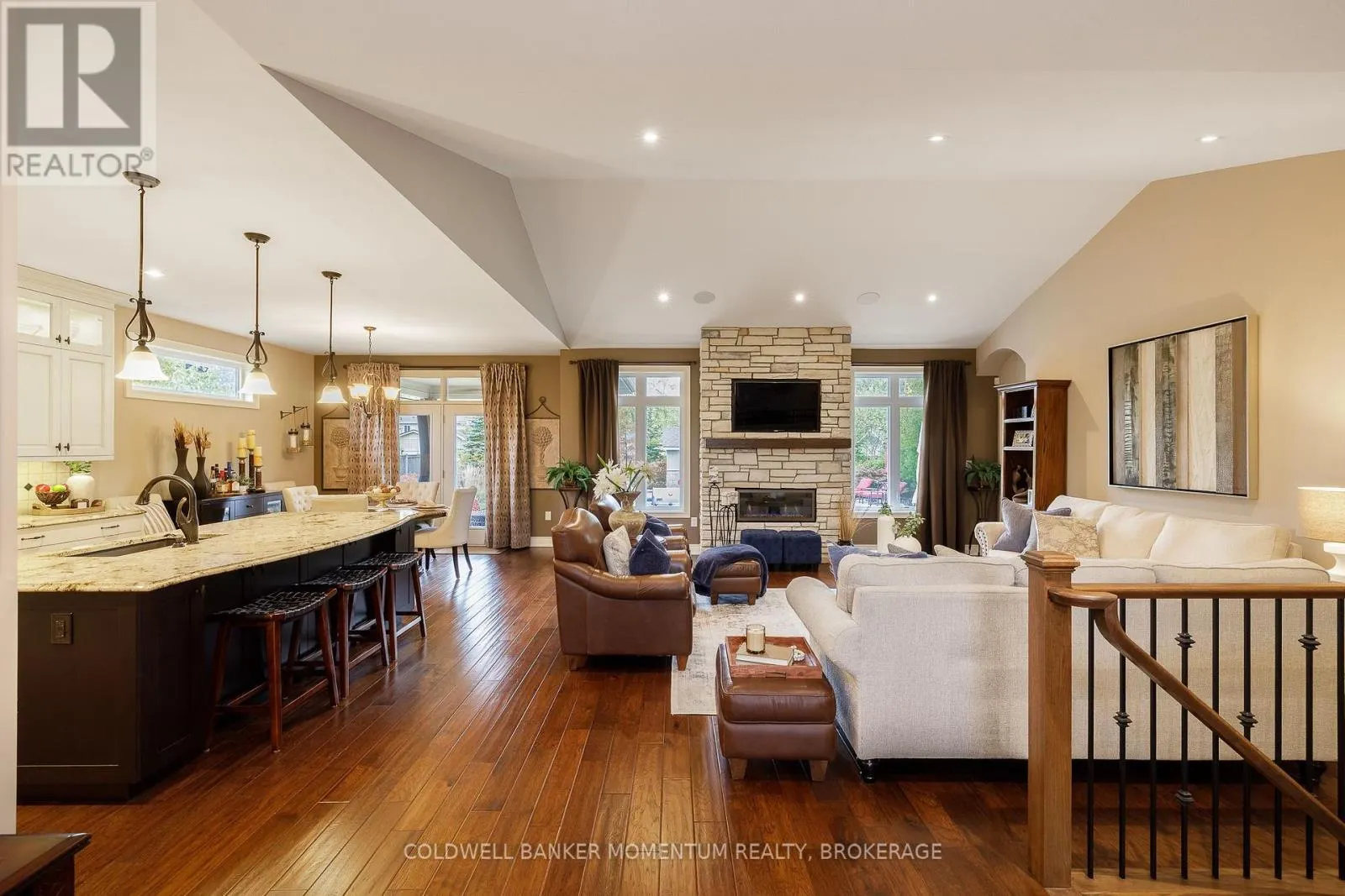 3198 THUNDER BAY ROAD