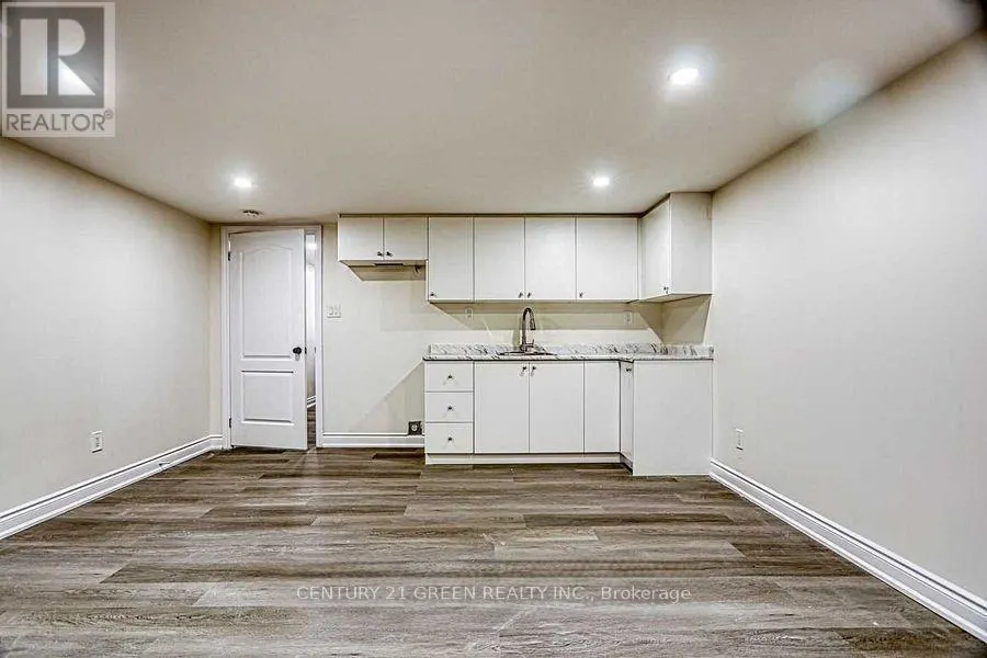 164 GARDINER DRIVE