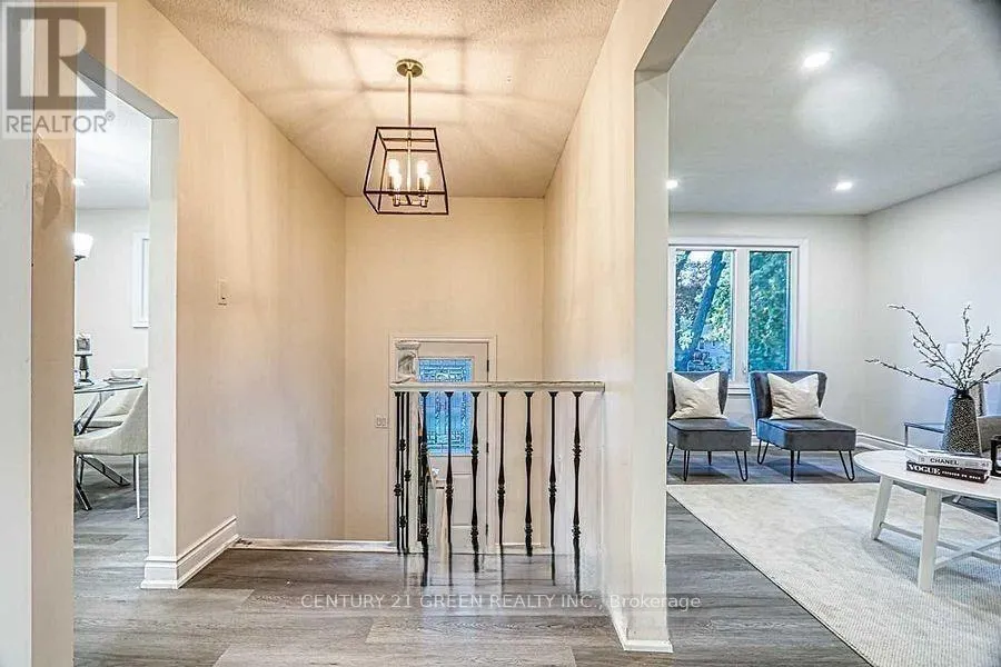164 GARDINER DRIVE