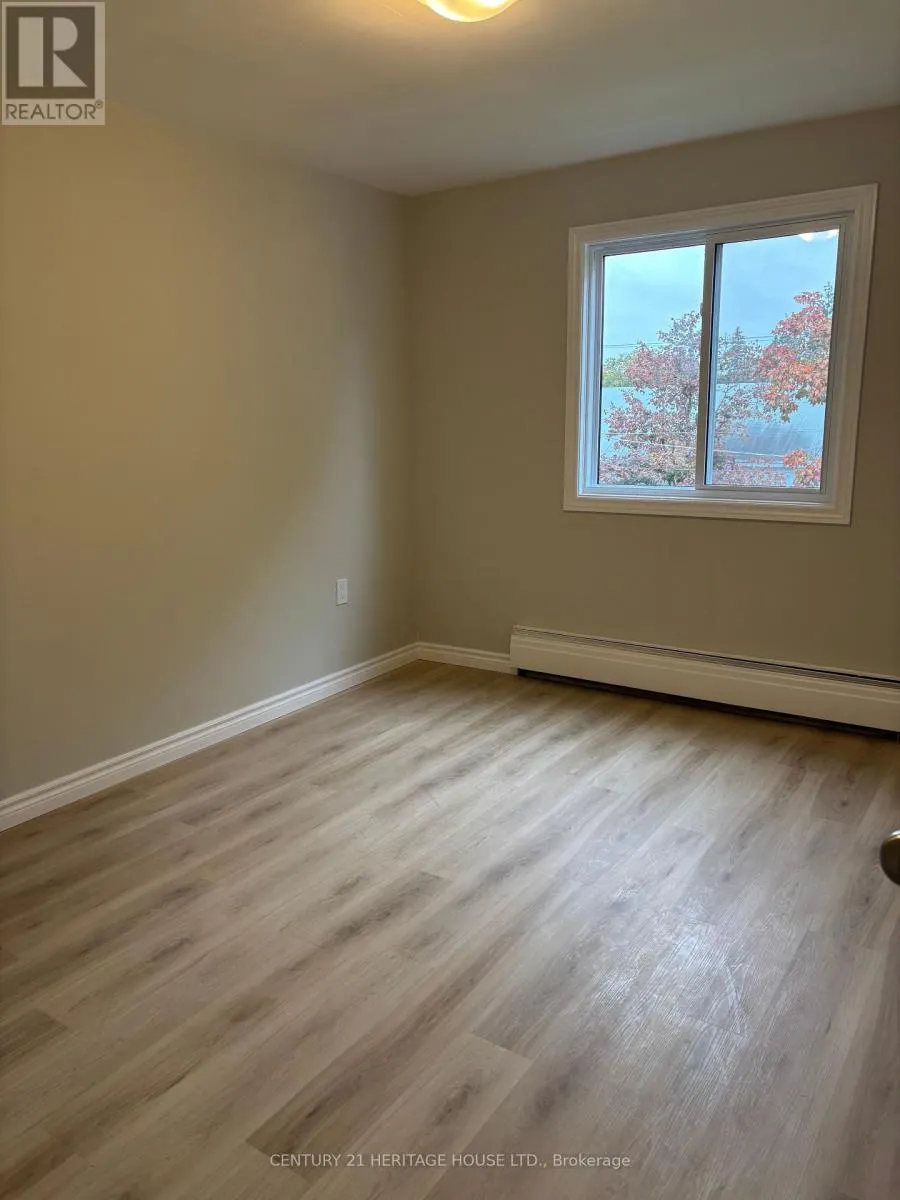 310 - 31 PARKSIDE DRIVE #310