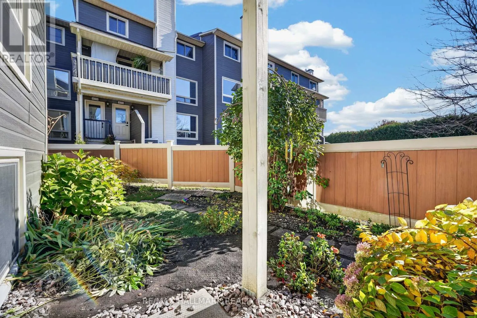 25A - 778 ST. ANDRE DRIVE