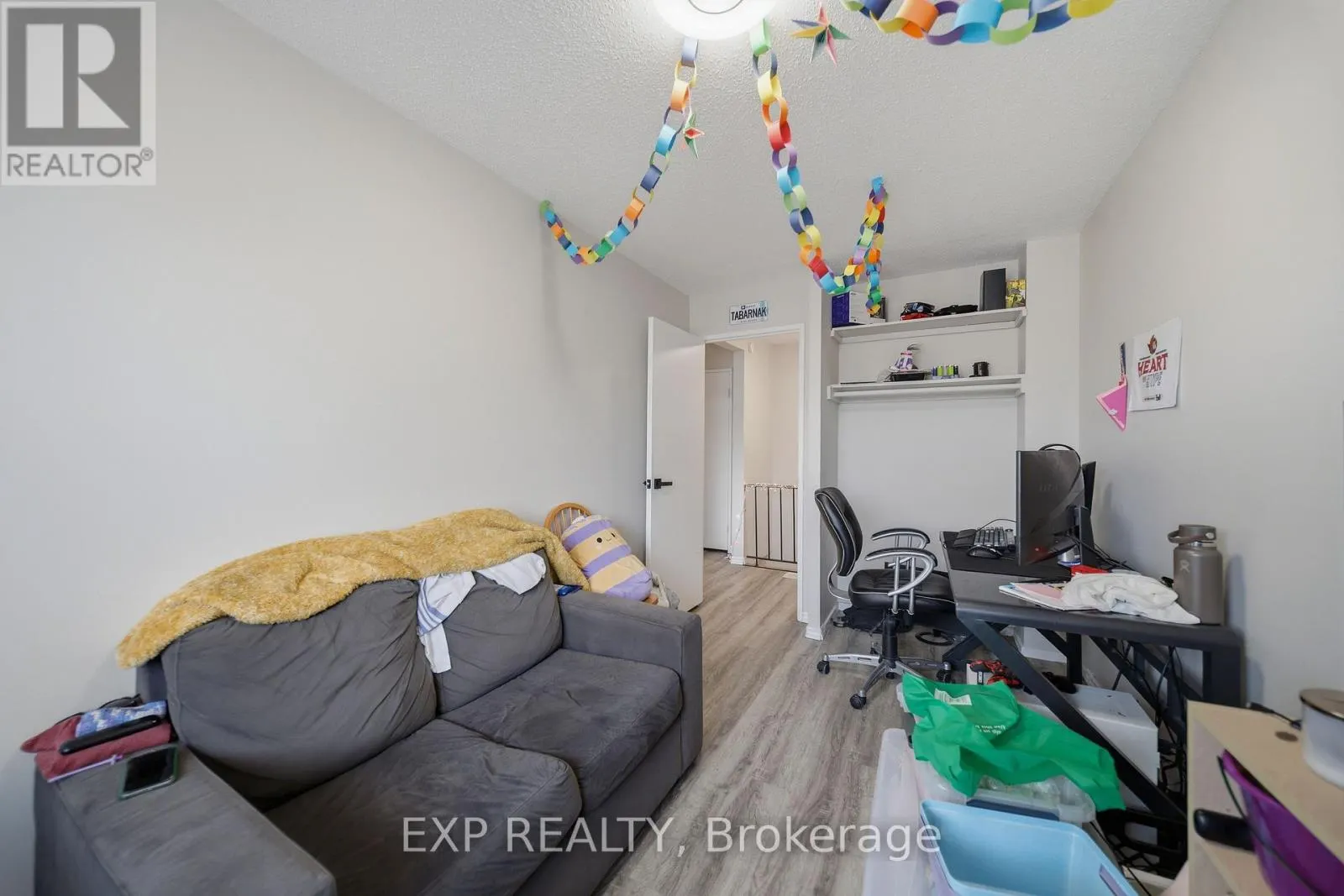 11 - 1675 HEATHERINGTON ROAD