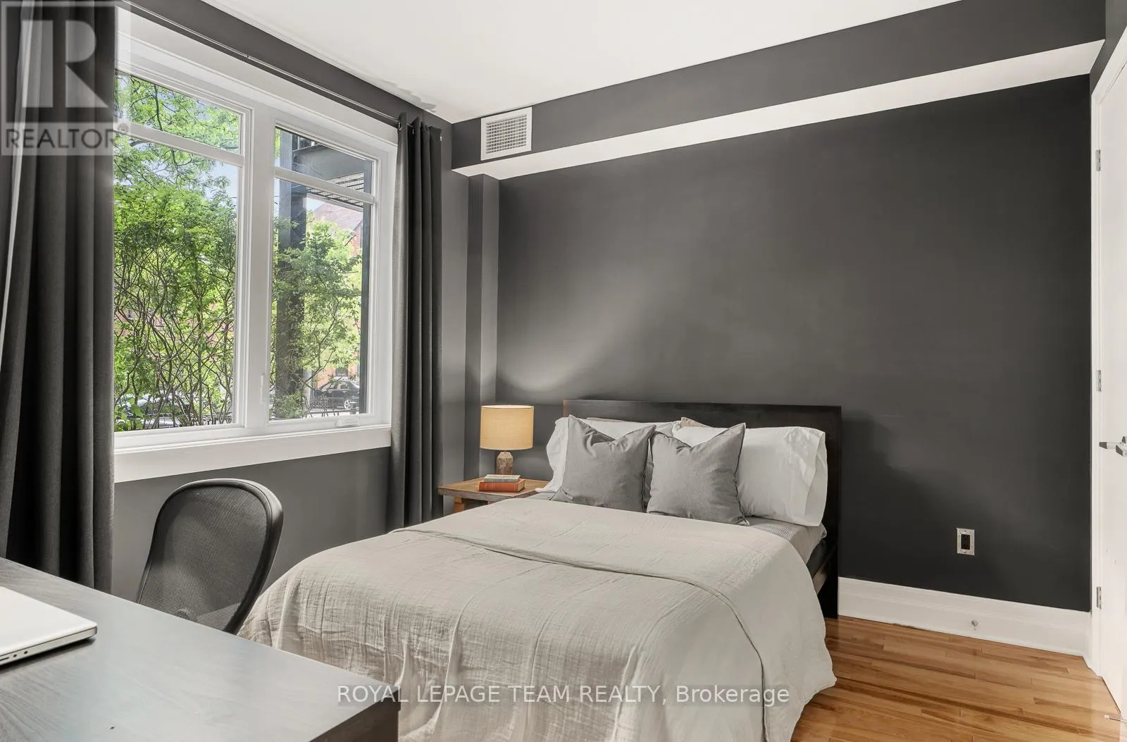 101 - 457 MCLEOD STREET
