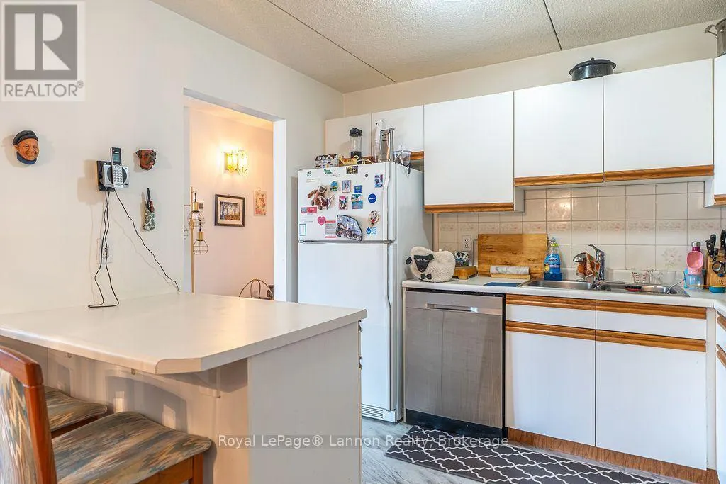 205 - 780 GORDON STREET #205