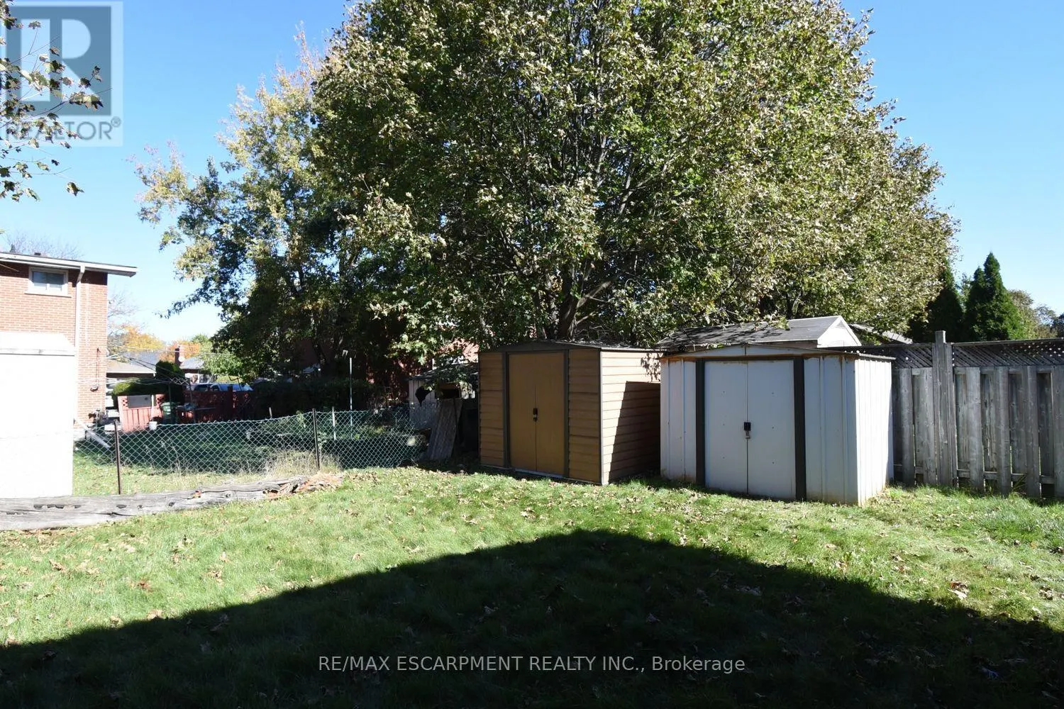 5 RONALDSHAY AVENUE