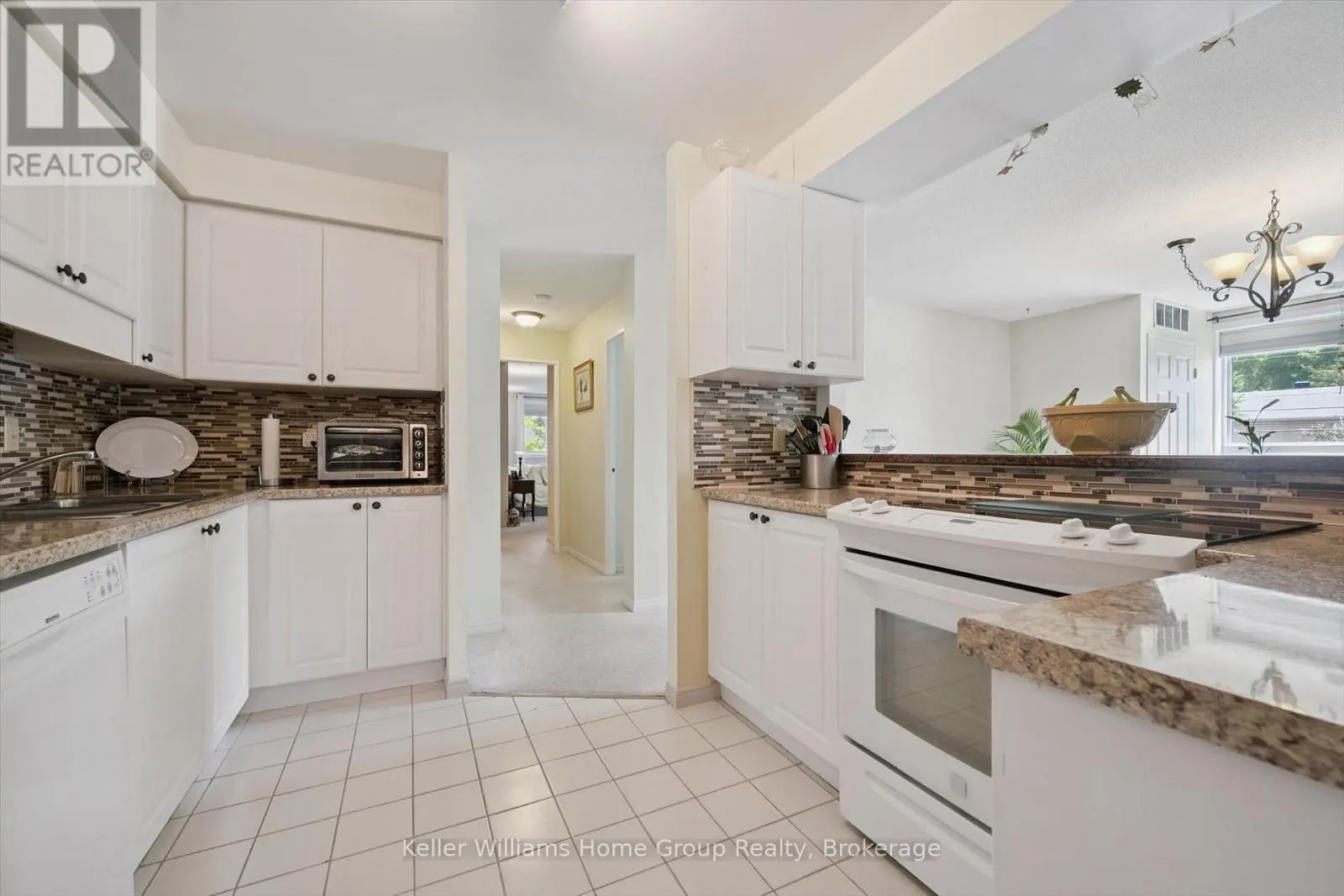 305 - 245 QUEEN STREET W #305