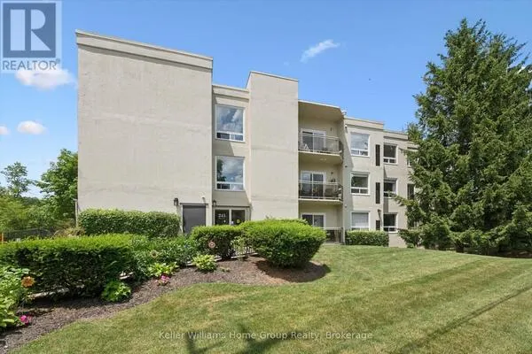 305 - 245 QUEEN STREET W #305