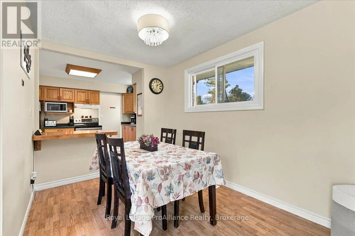 25 ASHLEY STREET