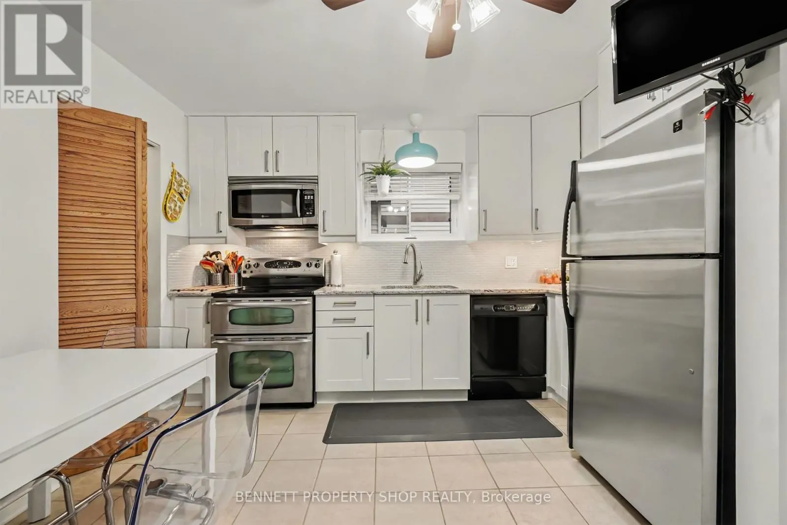 1442 EASTCLIFFE WAY