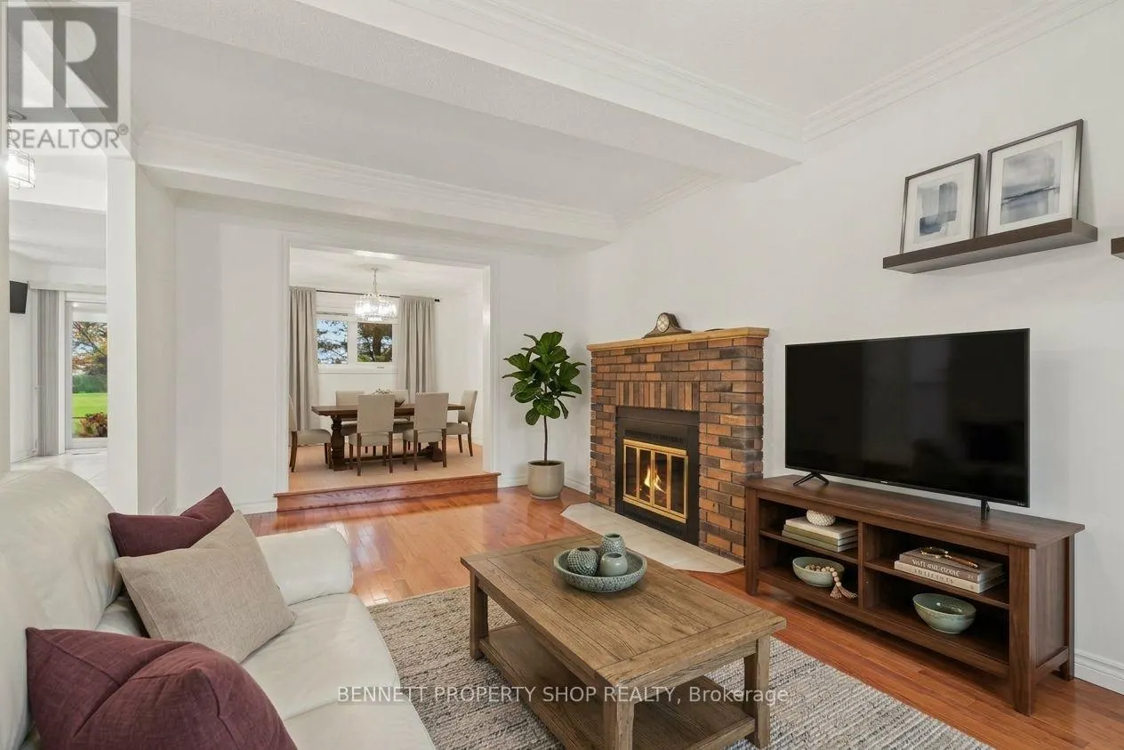 1442 EASTCLIFFE WAY