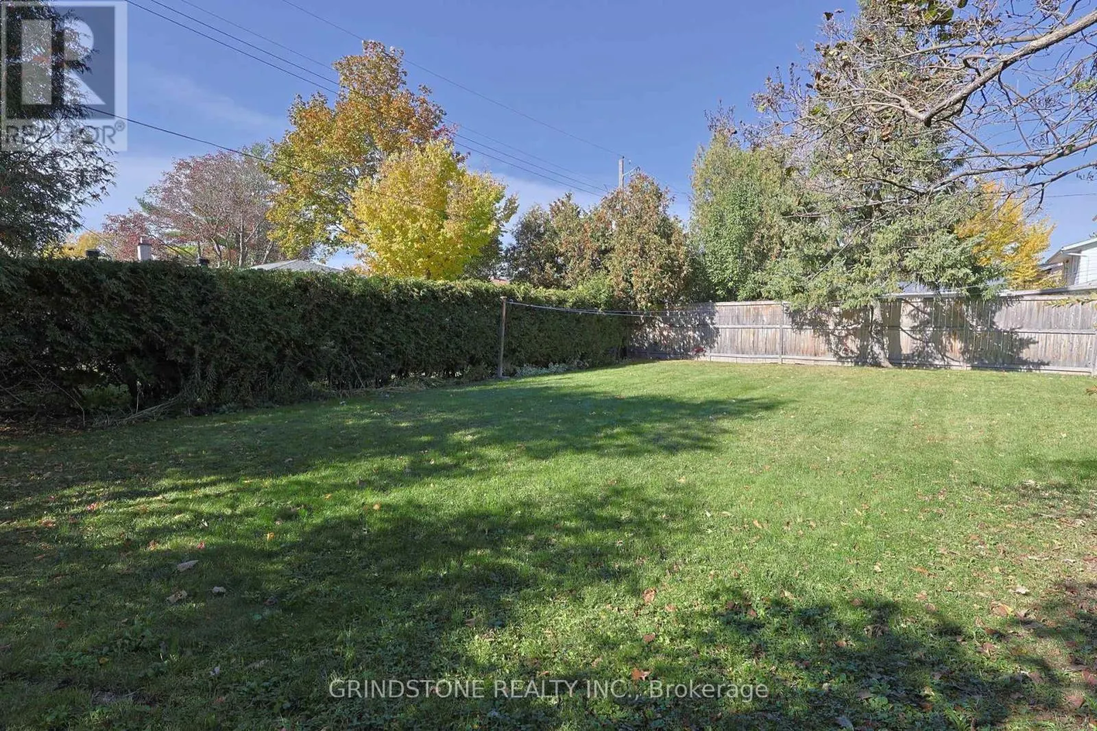 22 LAVINA CRESCENT