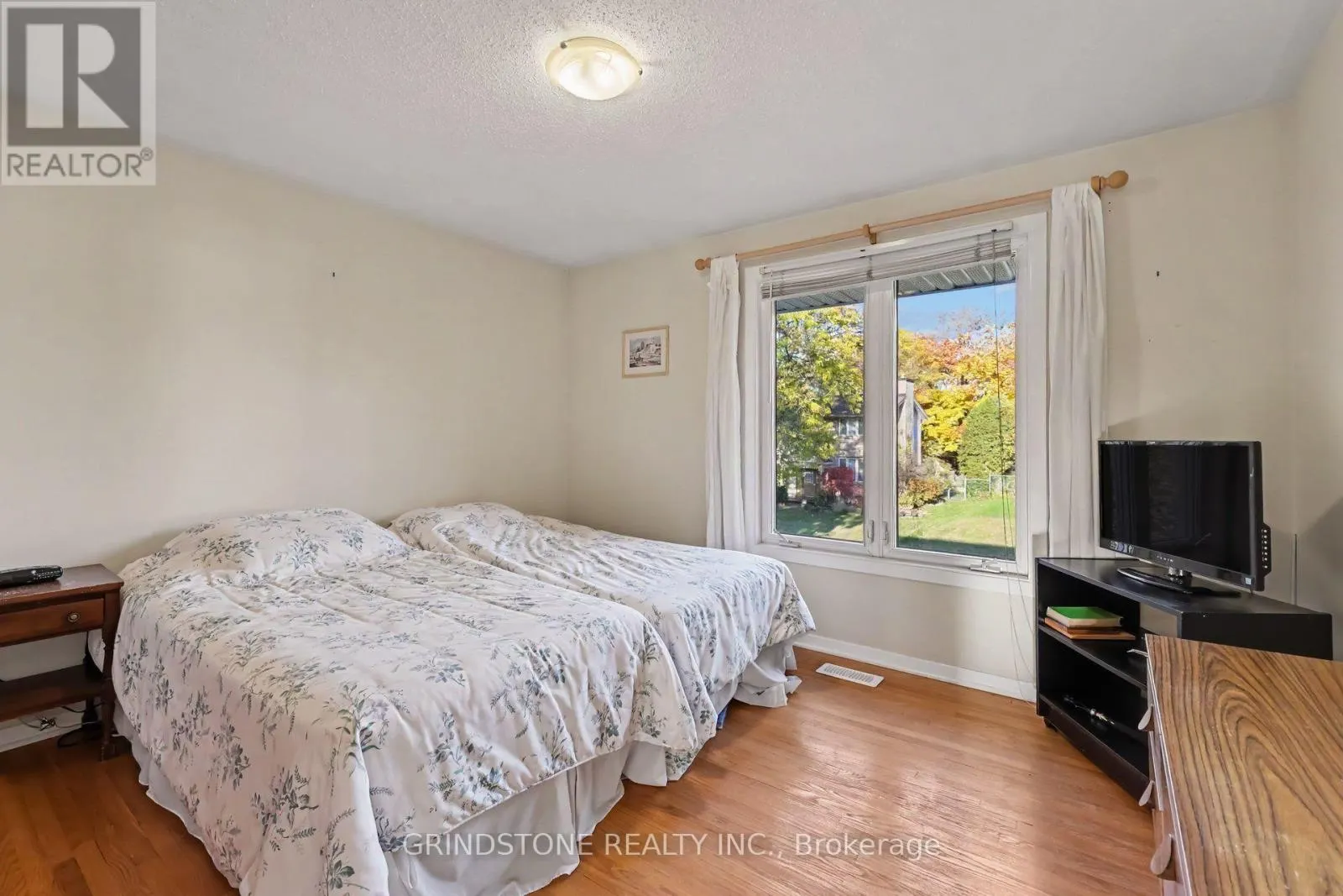 22 LAVINA CRESCENT