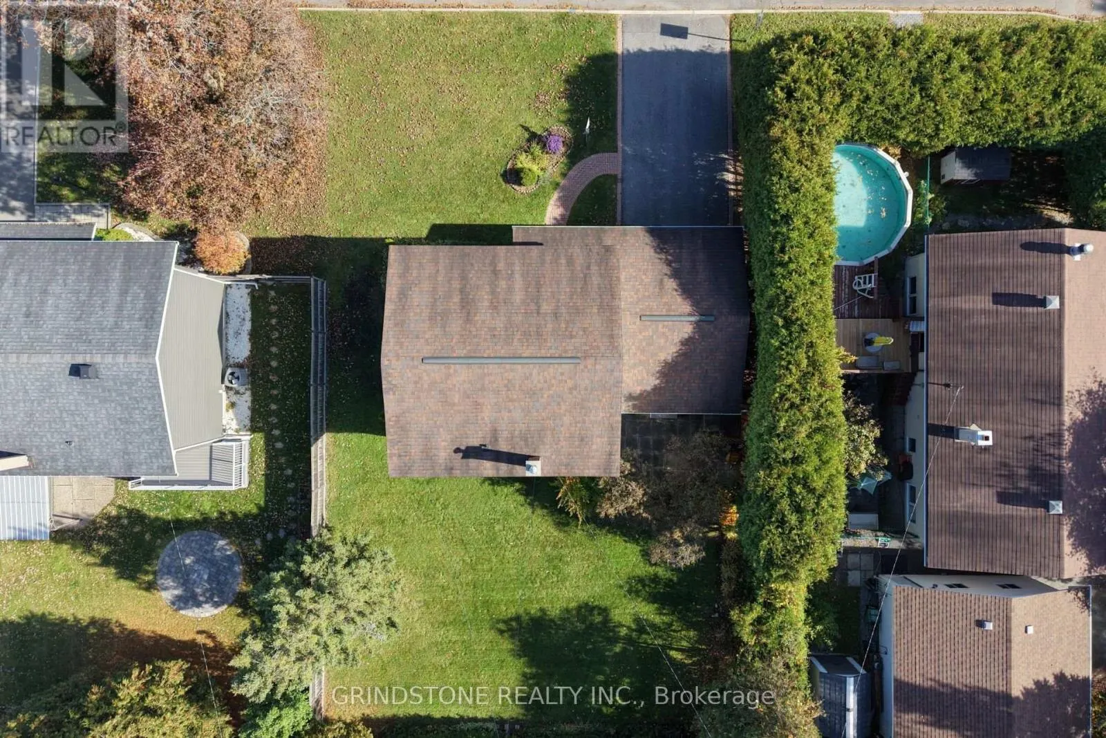 22 LAVINA CRESCENT
