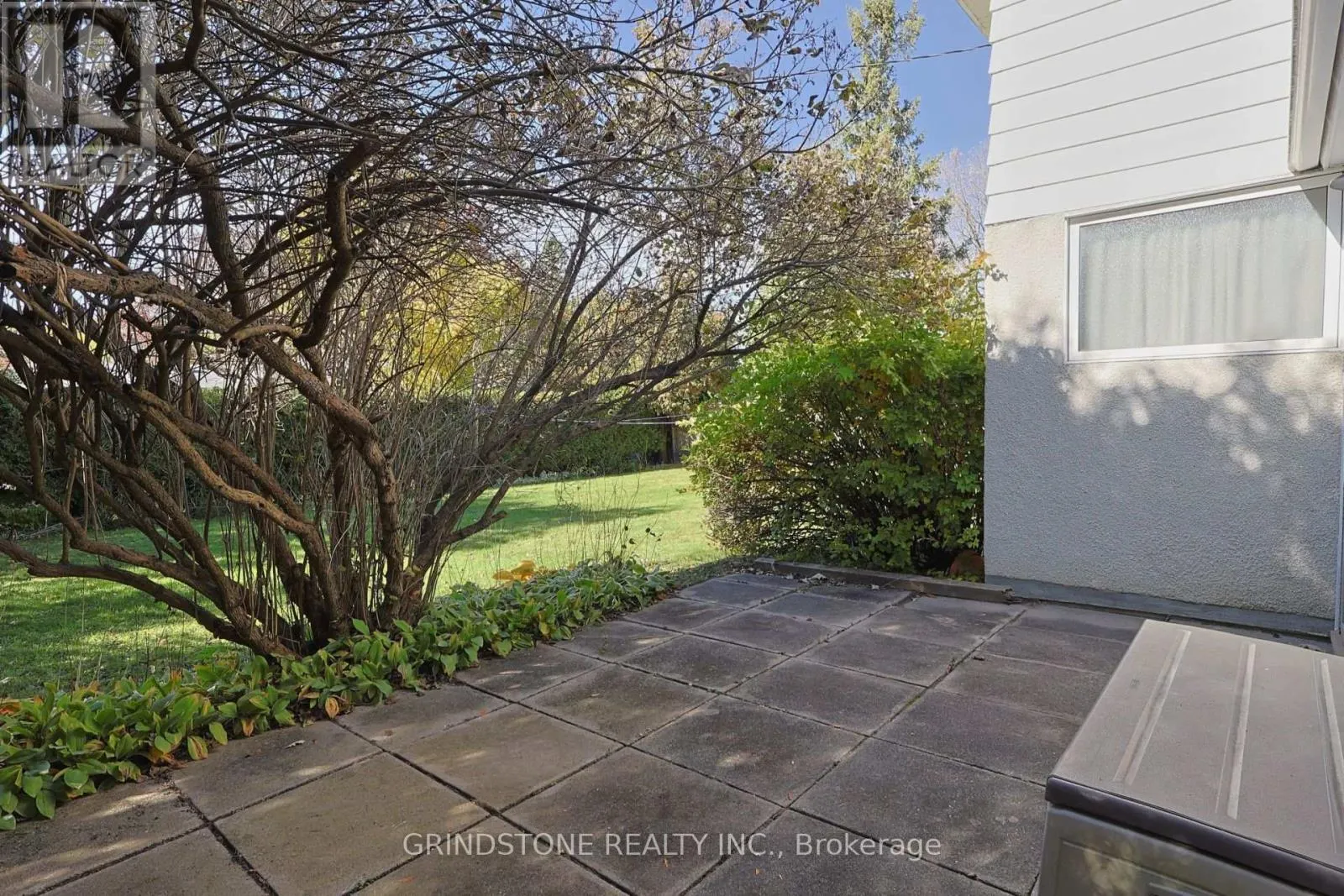 22 LAVINA CRESCENT