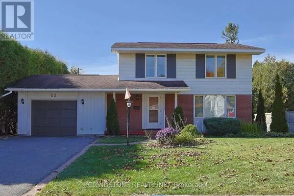 22 LAVINA CRESCENT