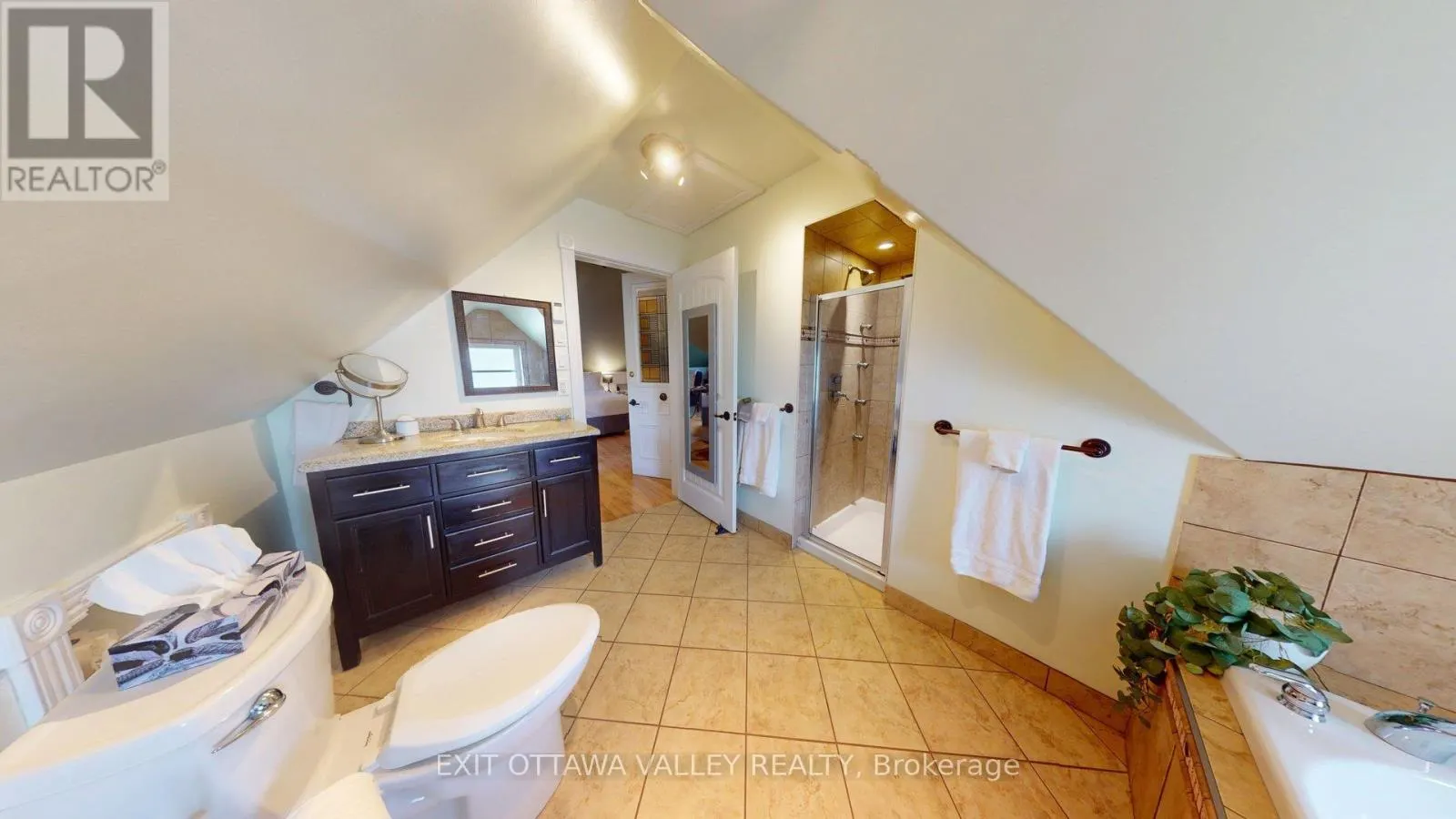 1739 BEACHBURG ROAD