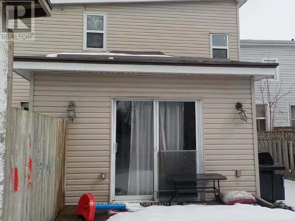 60 & 62 EVERETT STREET