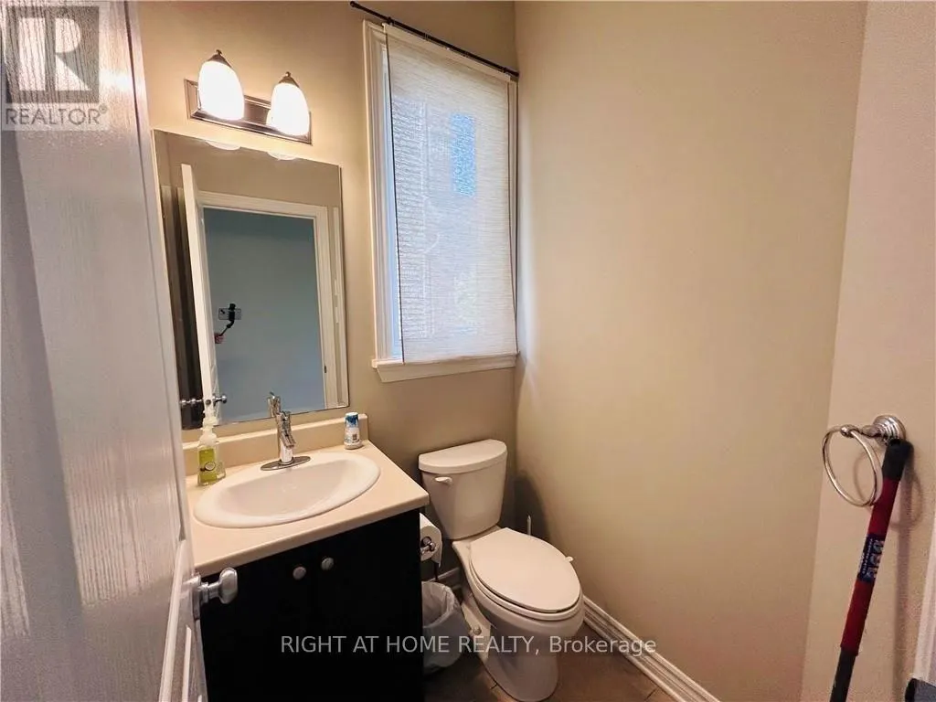 105 NUTTING CRESCENT