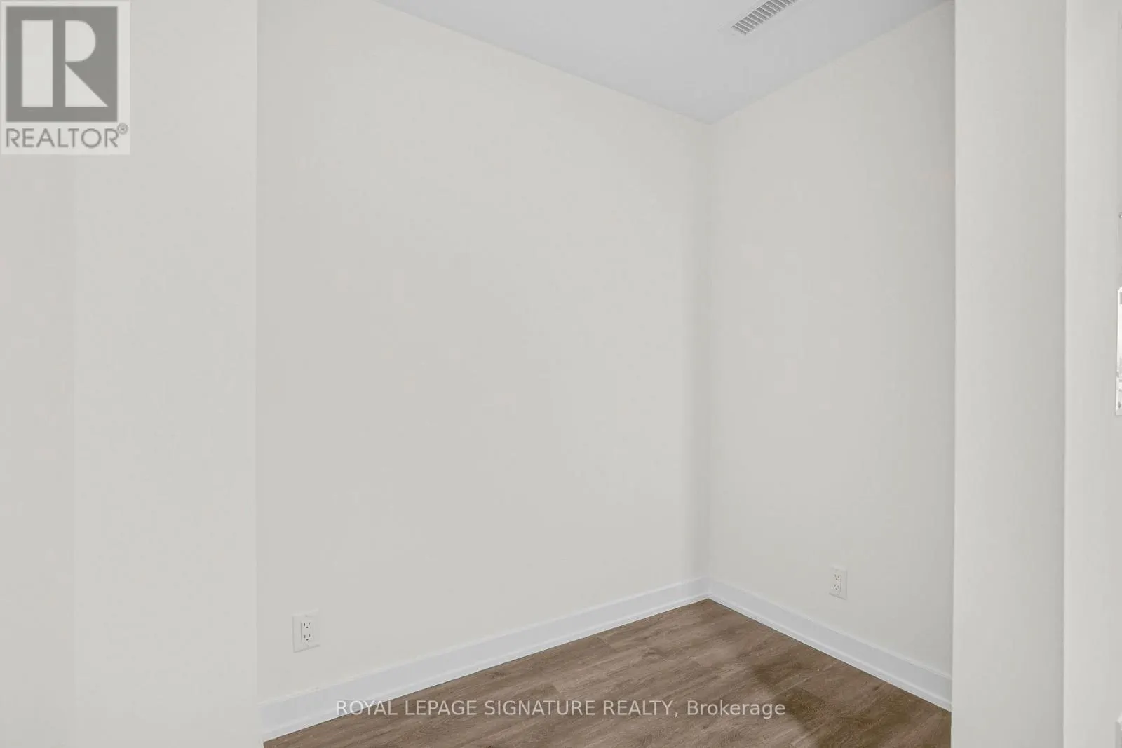 303 - 350 PRINCE CHARLES DRIVE S