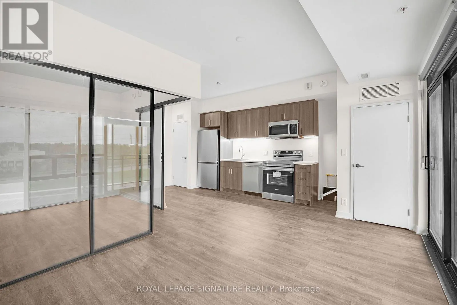 303 - 350 PRINCE CHARLES DRIVE S