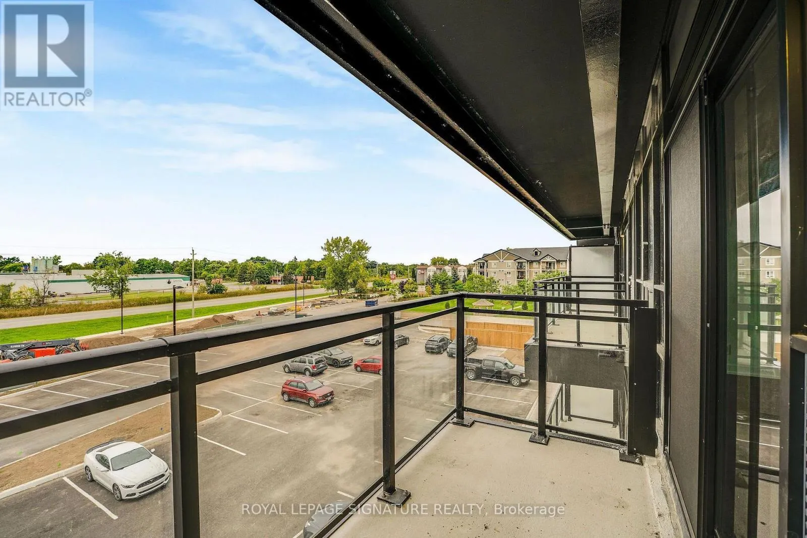 303 - 350 PRINCE CHARLES DRIVE S