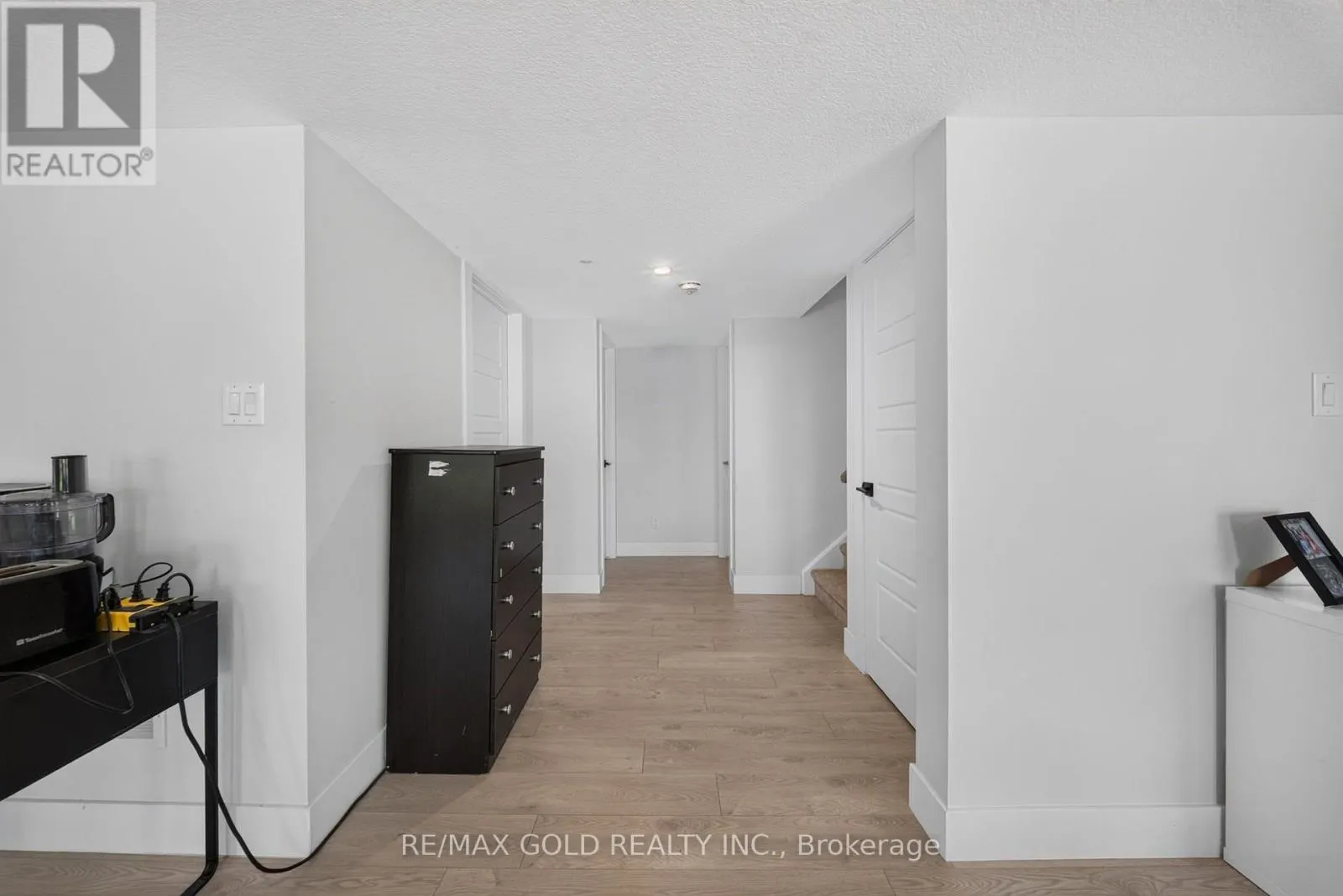 1867 FOUNTAIN GRASS DRIVE